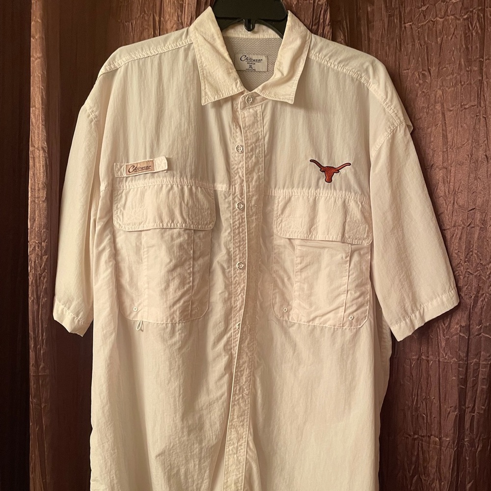 Hook Em. White UT shirt